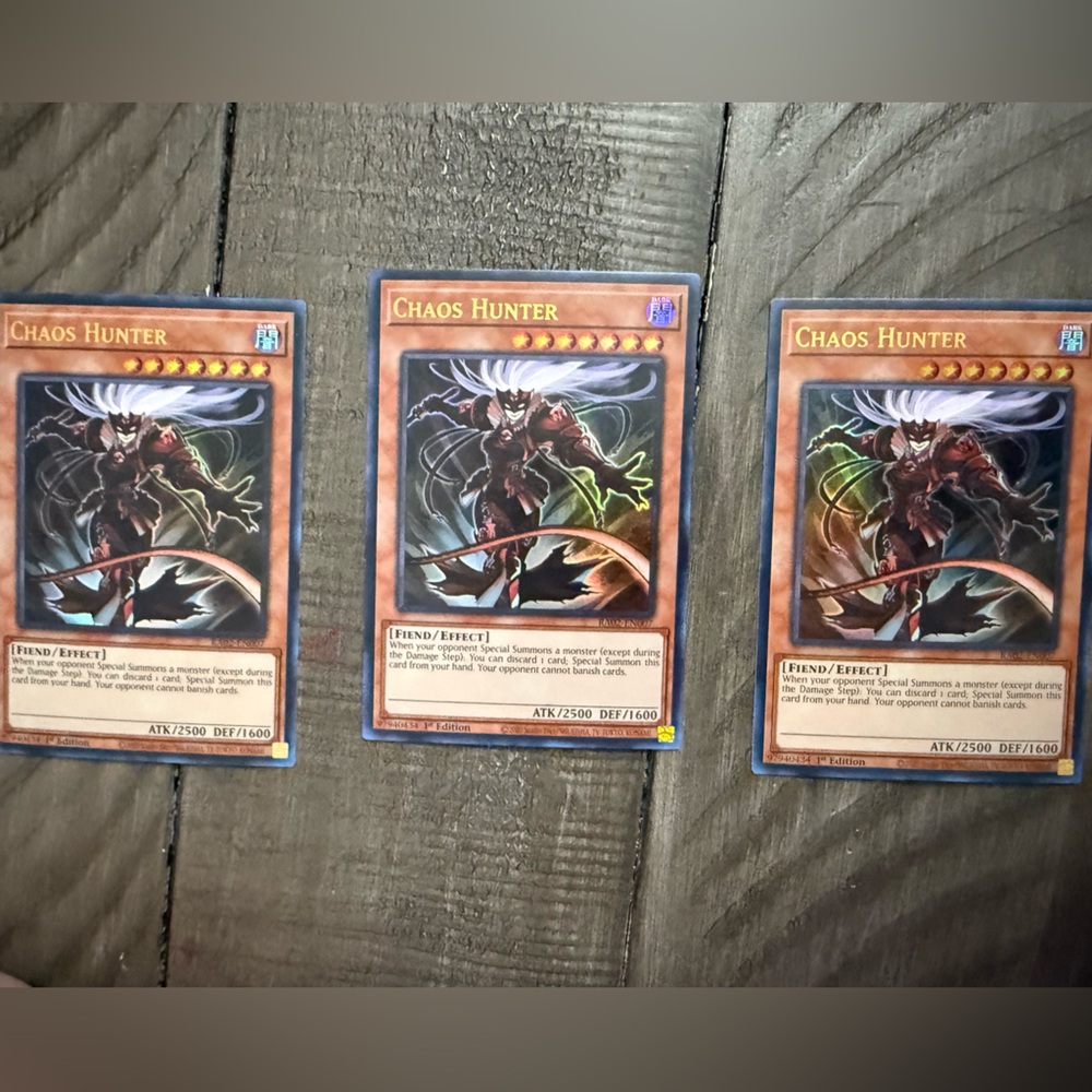 Chaos Hunter Trading Card Set of 3
